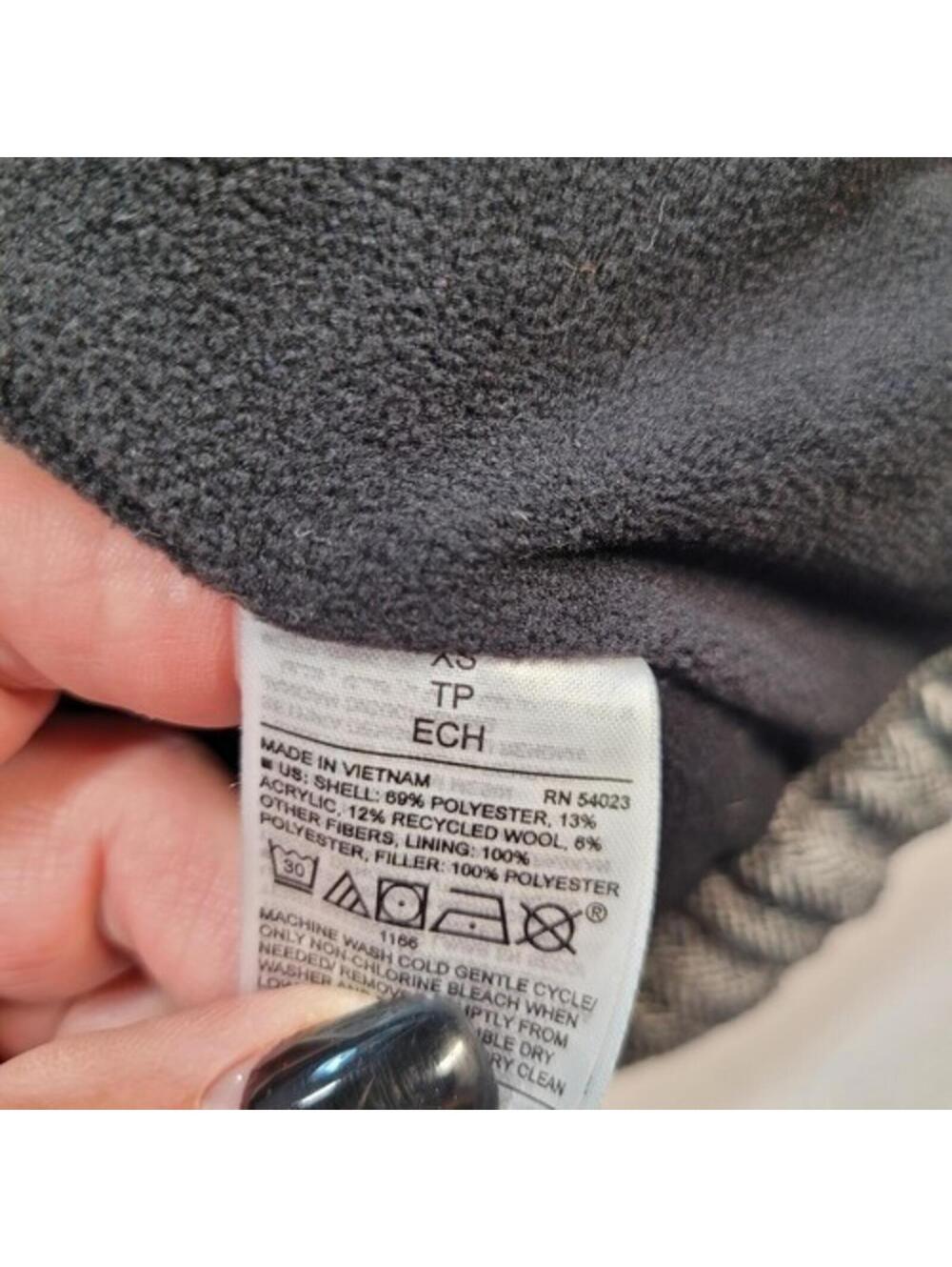 Old Navy Women Quilted Puffer Vest Gray Herringbone Wool Blend Fleece Size XS - Picture 5 of 10